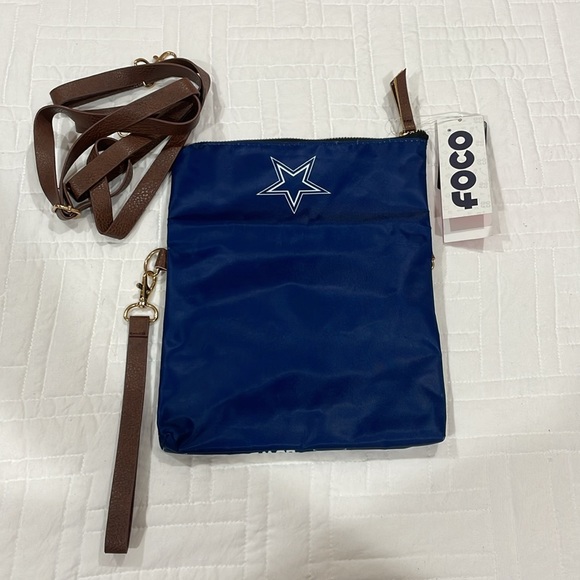 FOCO Dallas Cowboy Printed Cross Body Bag ⭐️ - Picture 4 of 9